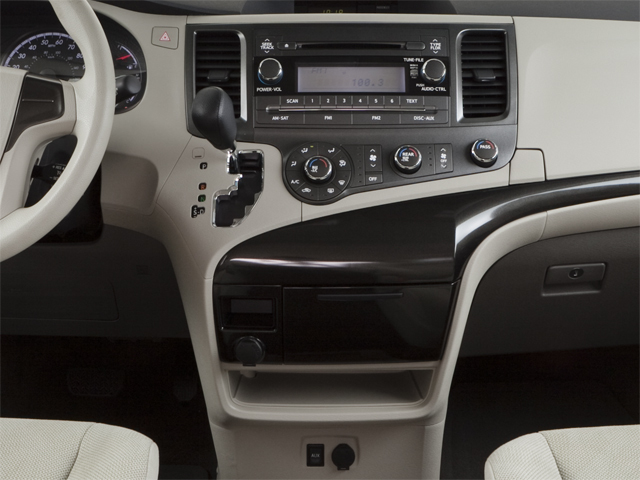 2012 toyota sienna xle v6